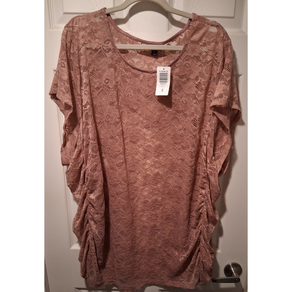 Torrid Woman's Size 6 (30)  Stretch Lace Cinch Side Tee Crew Neck Pink Unlined